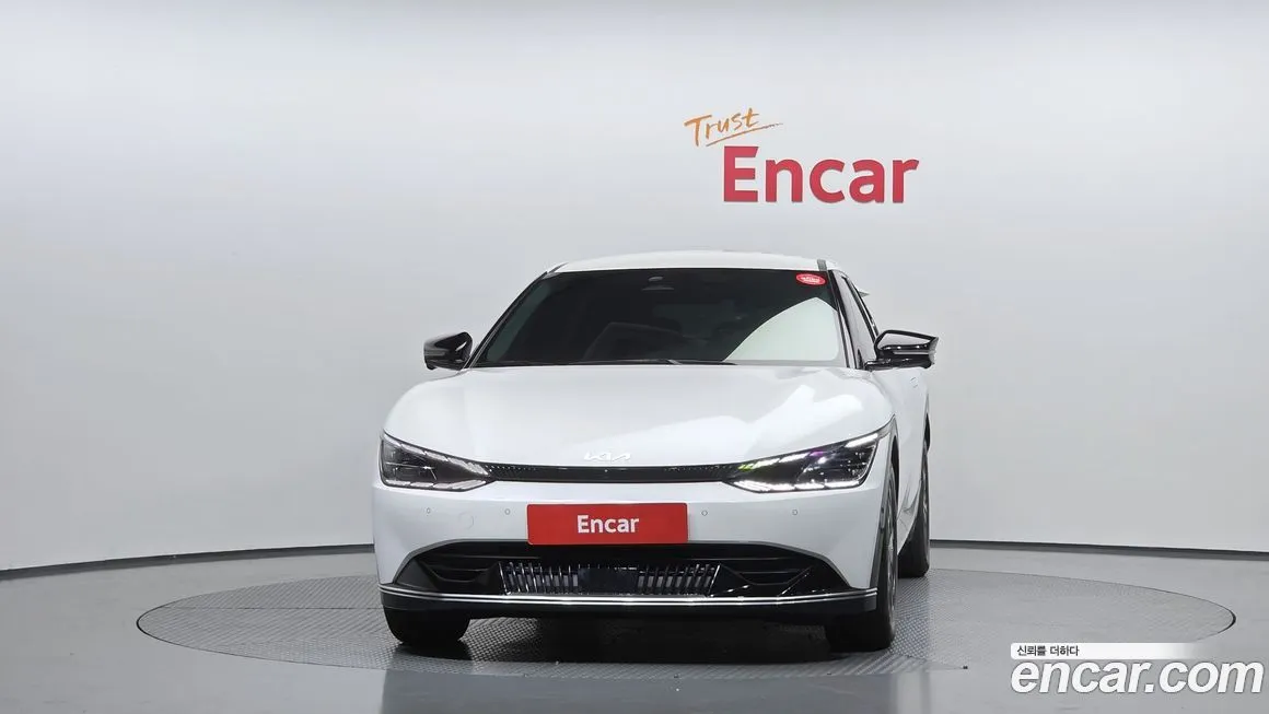 Kia EV6 2023 из KR, фото 4