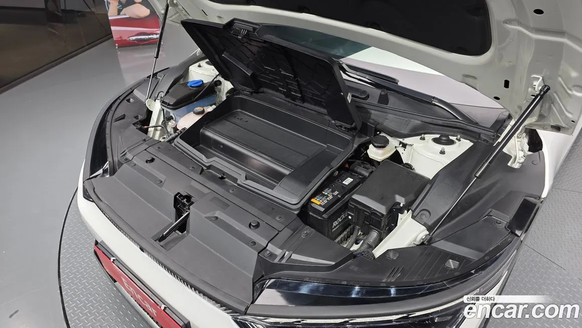 Kia EV6 2023 из KR, фото 3