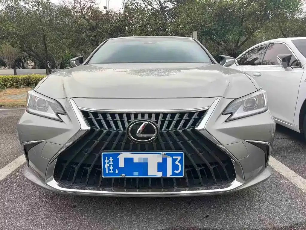 Lexus ES 2023 из CN, фото 6