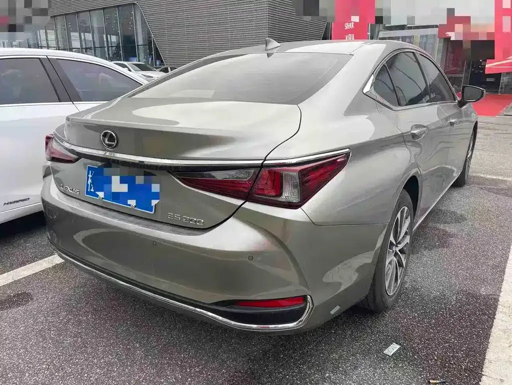Lexus ES 2023 из CN, фото 8