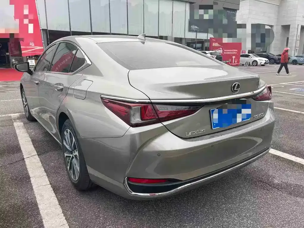 Lexus ES 2023 из CN, фото 9