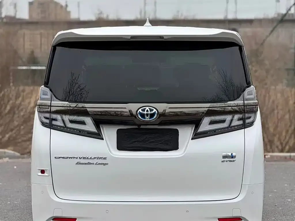 Toyota Vellfire 2023 из CN, фото 3