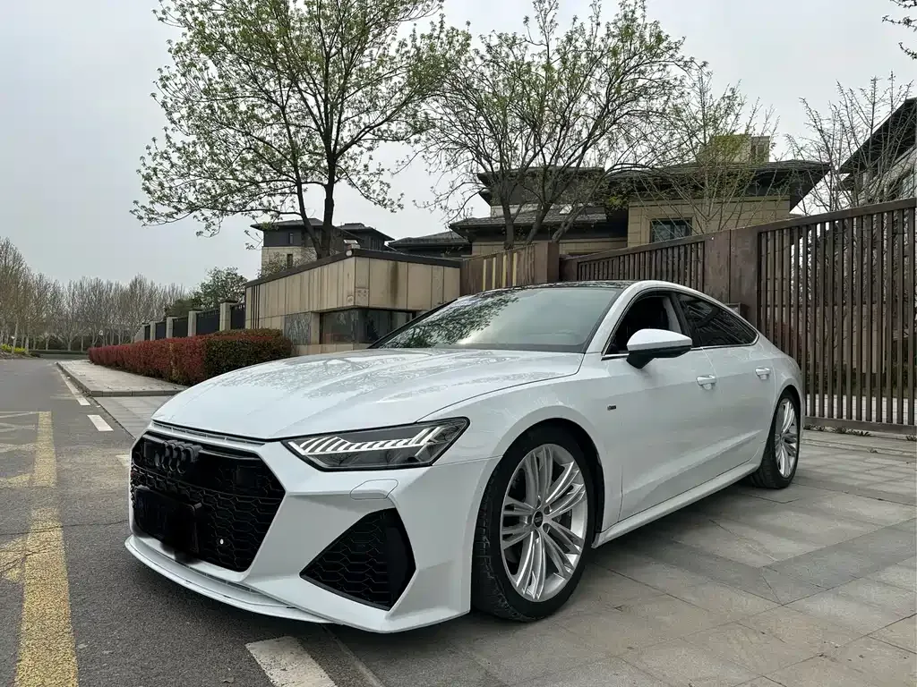Audi A7 2021 из CN, фото 4