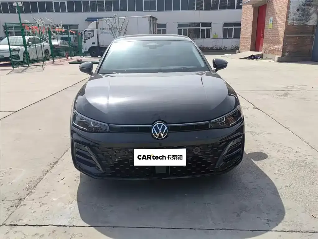 Volkswagen Passat — фото 5