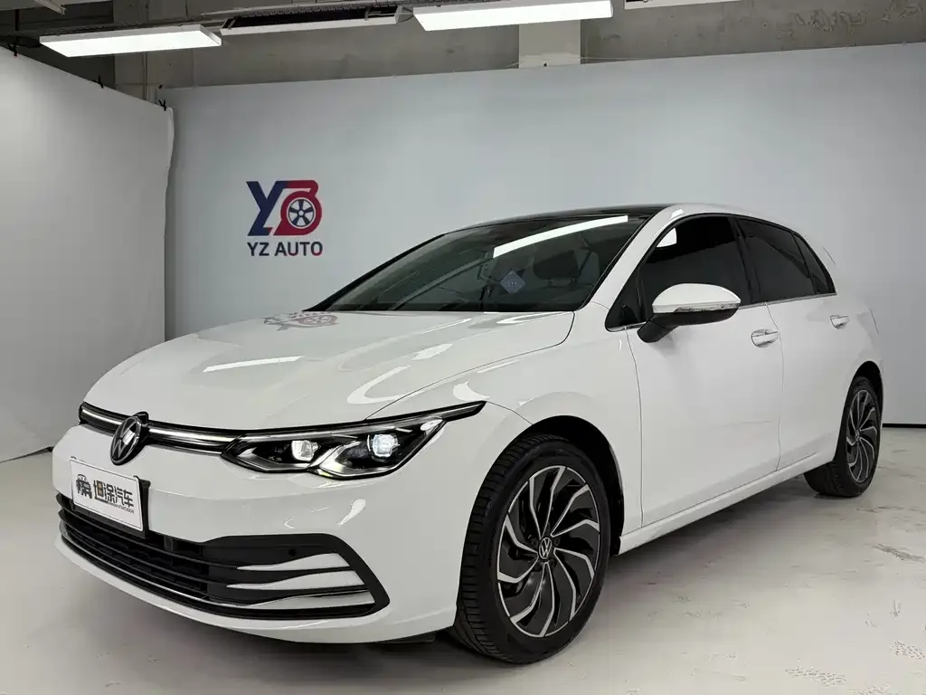 Volkswagen Golf 2022 из CN, фото 1