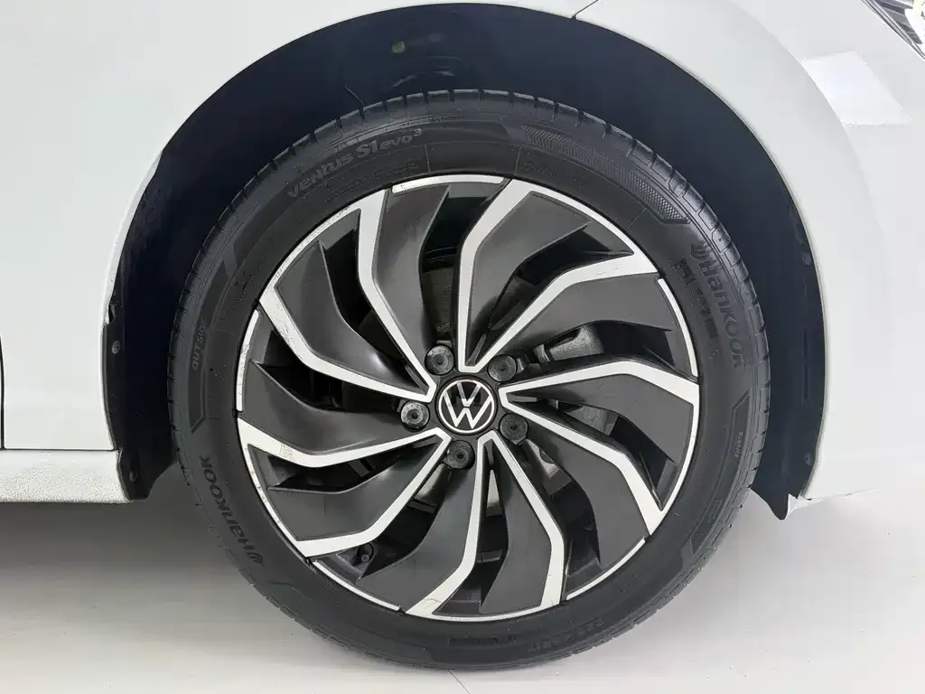 Volkswagen Golf 2022 из CN, фото 10