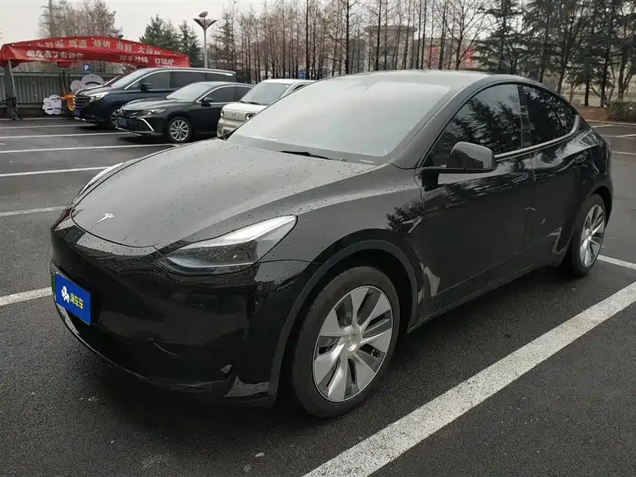 Tesla Model Y 2023 из CN, фото 1