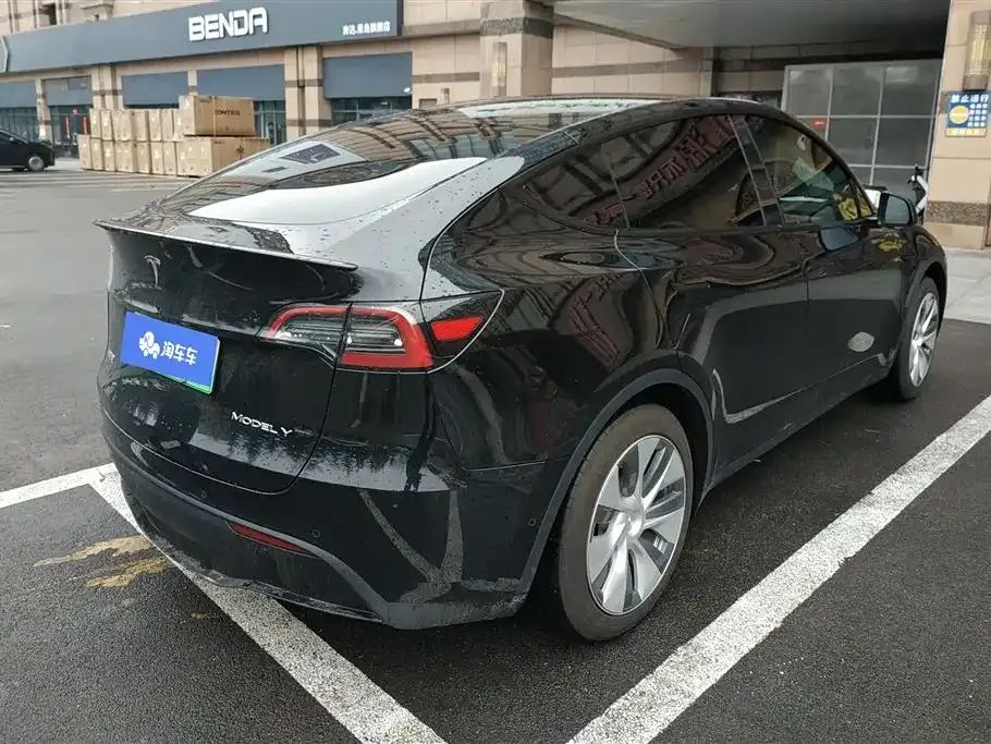 Tesla Model Y 2023 из CN, фото 10