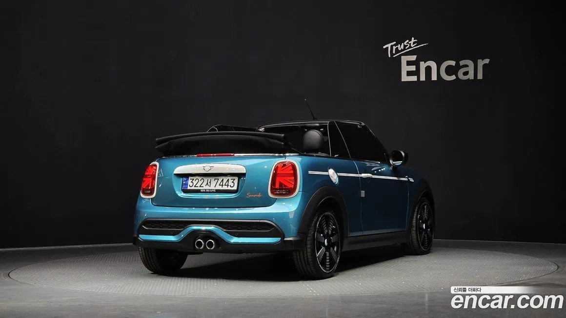 Mini Cooper Convertible 2023 из KR, фото 8