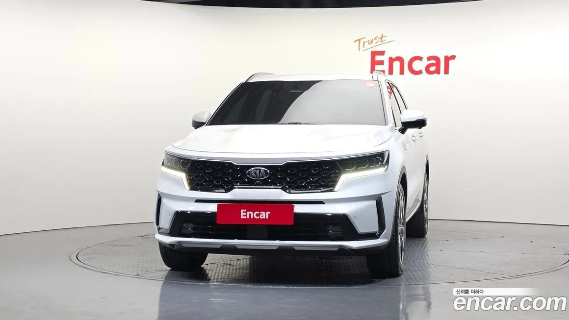Kia Sorento — фото 6
