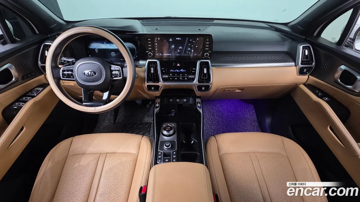 Kia Sorento — фото 10