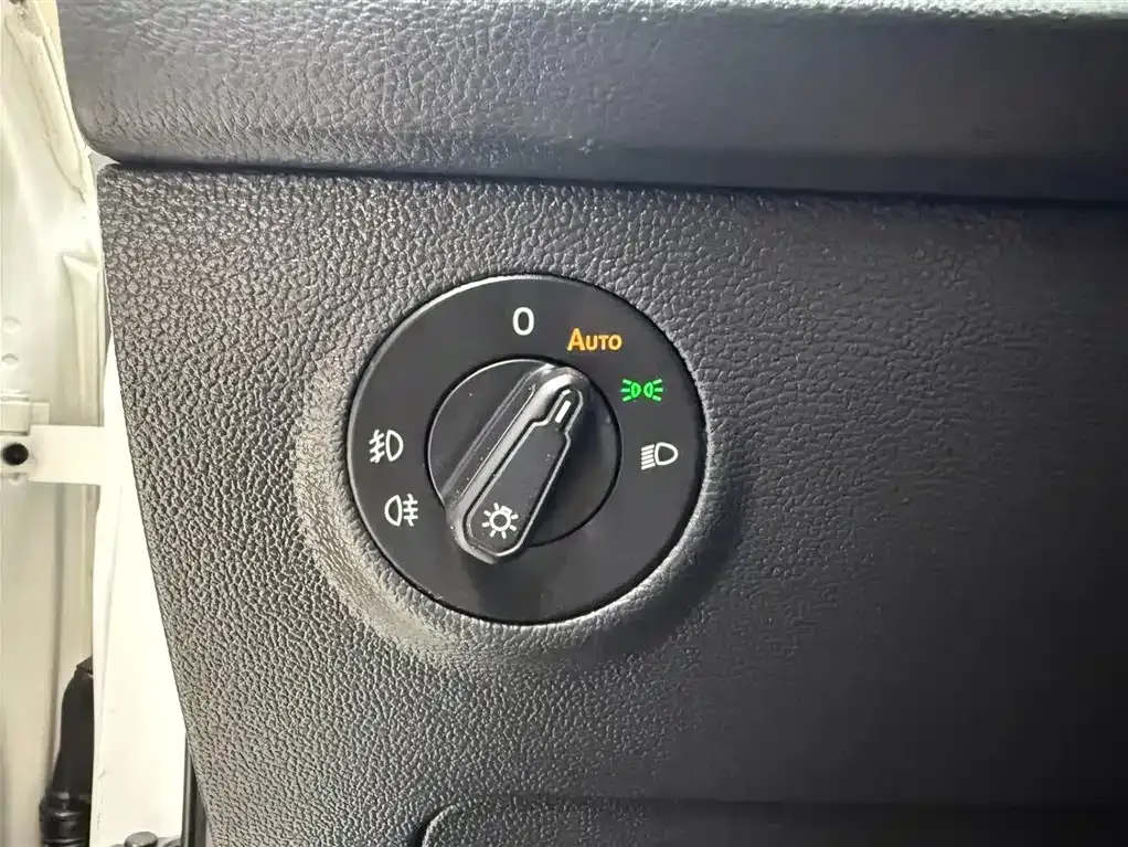 Volkswagen Tharu 2023 из CN, фото 9