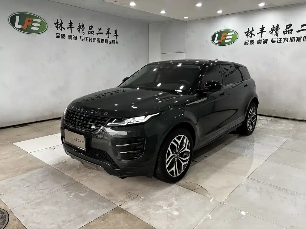 Land Rover Evoque — фото 1