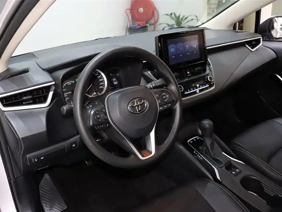 Toyota Corolla 2021 из CN, фото 9