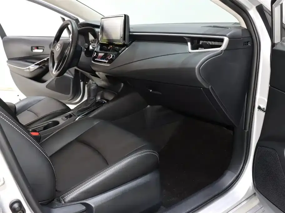 Toyota Corolla 2021 из CN, фото 7