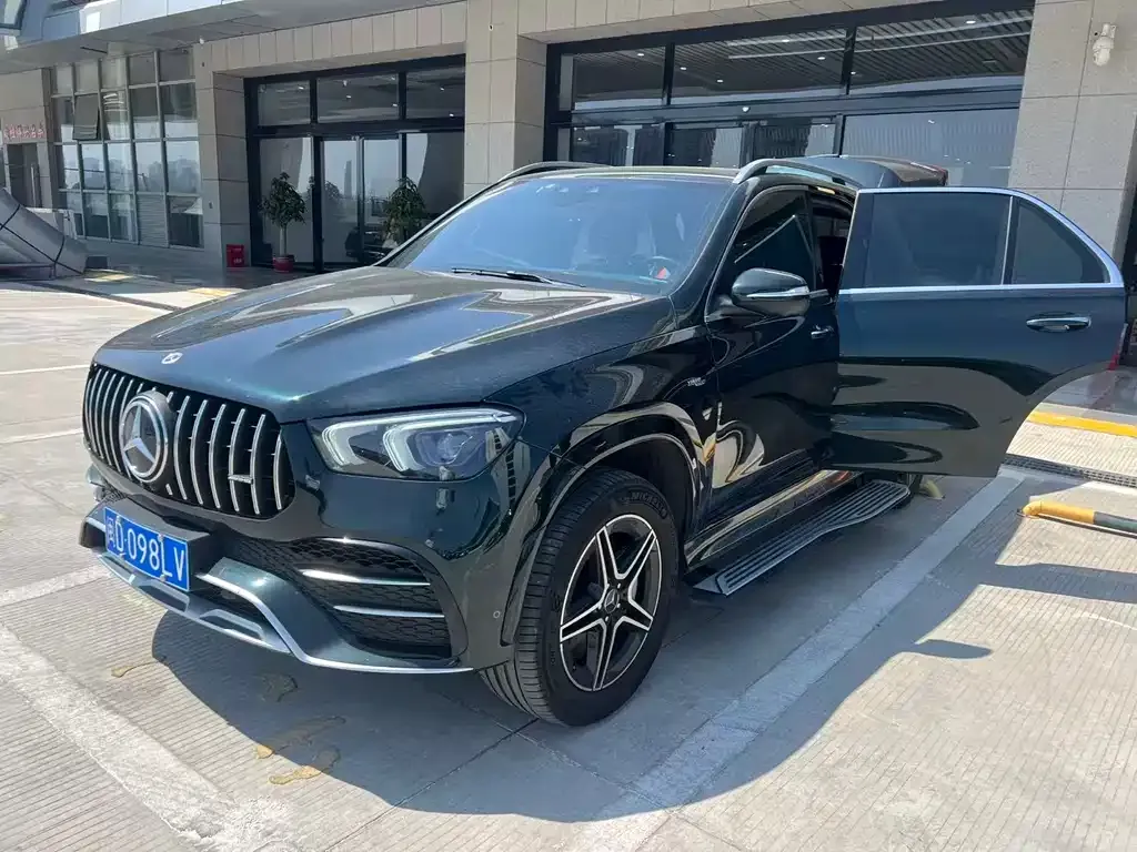 Mercedes-Benz GLE AMG — фото 1