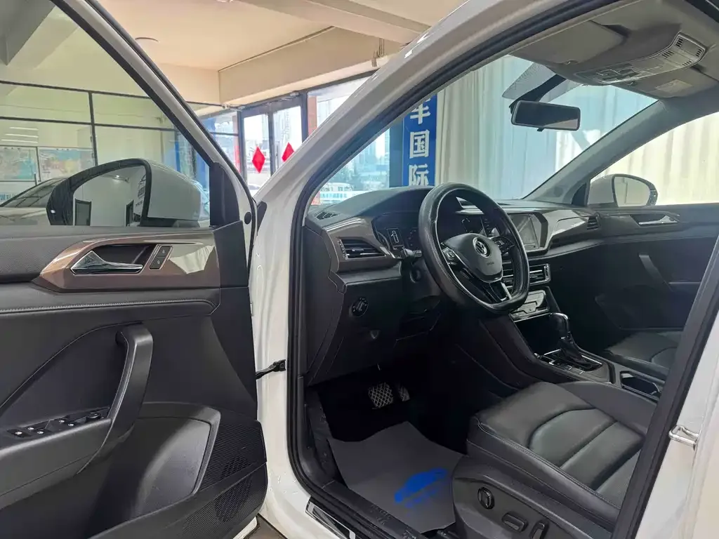 Volkswagen Tharu 2021 из CN, фото 7