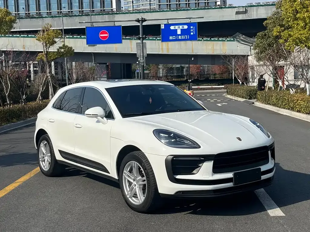 Porsche Macan — фото 6