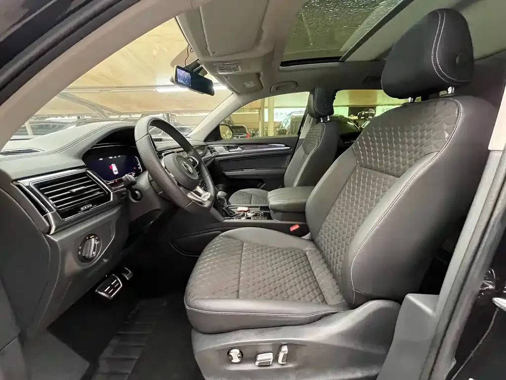 Volkswagen Teramont 2021 из CN, фото 4