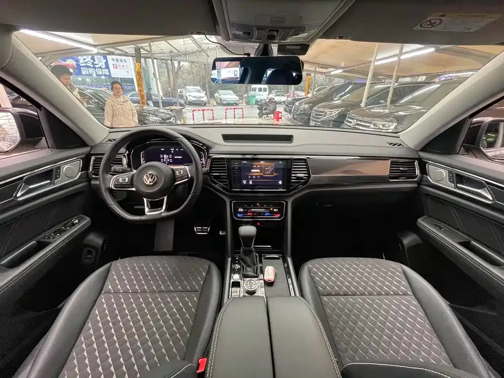 Volkswagen Teramont 2021 из CN, фото 7