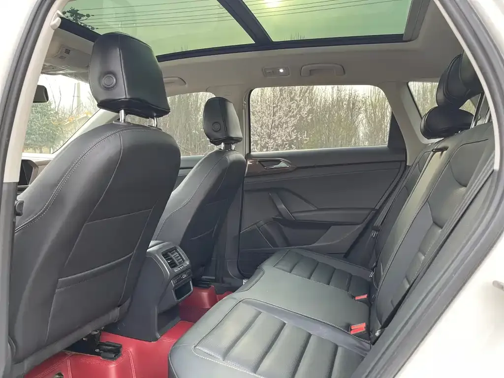 Volkswagen Tharu 2021 из CN, фото 4
