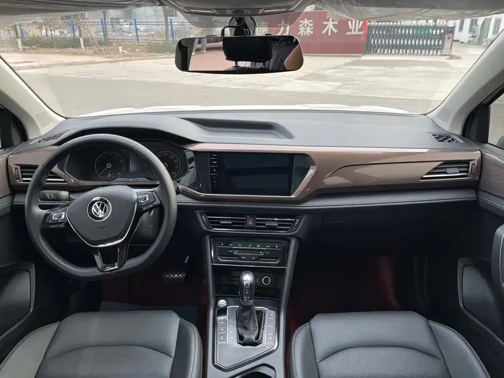 Volkswagen Tharu 2021 из CN, фото 3