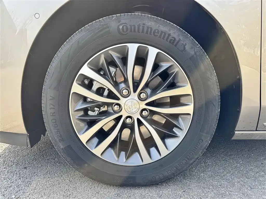 Buick GL8 2024 из CN, фото 9