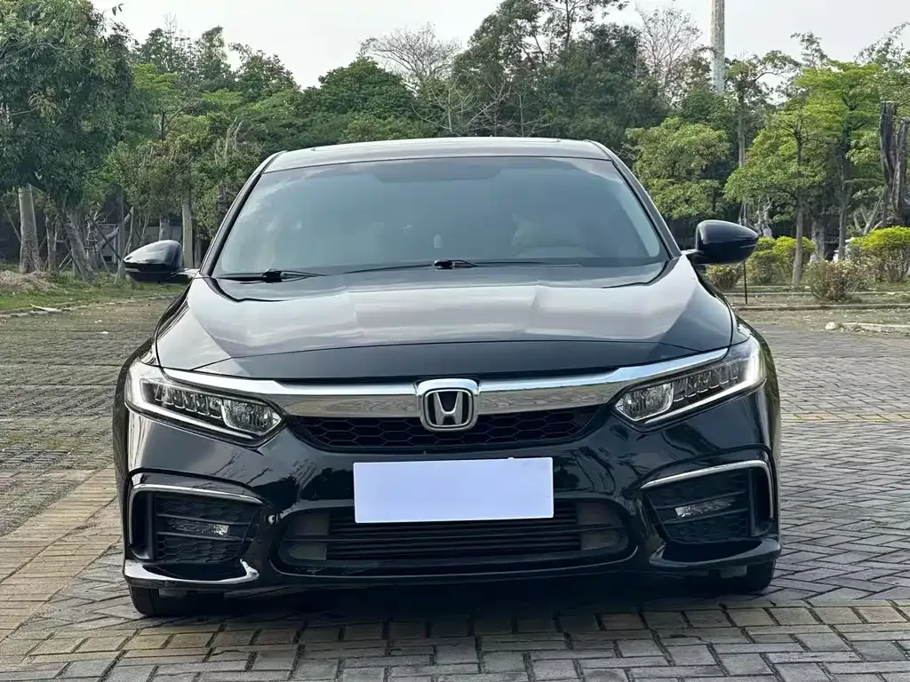 Honda Inspire — фото 9