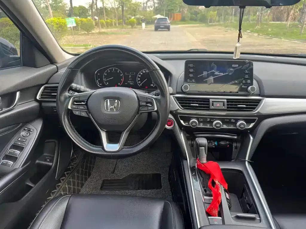 Honda Inspire — фото 4