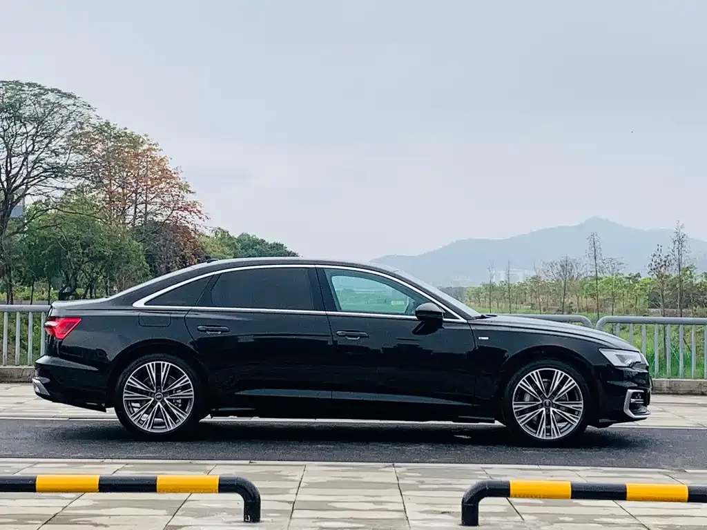 Audi A6L — фото 3