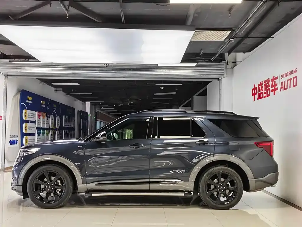 Ford Explorer 2021 из CN, фото 9