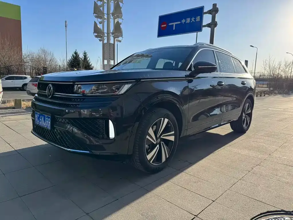 Volkswagen Tavendor 2023 из CN, фото 1