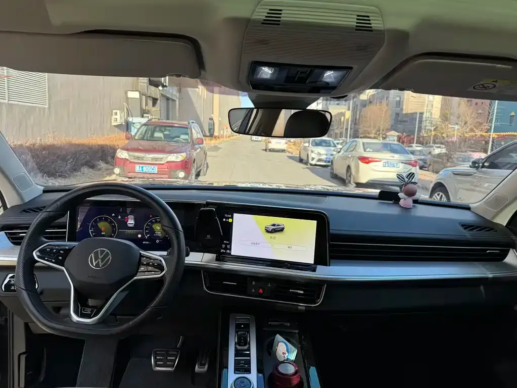 Volkswagen Tavendor 2023 из CN, фото 9