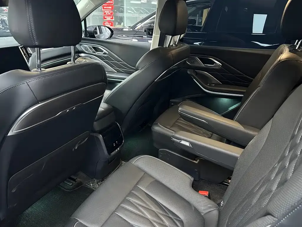 Hongqi HS7 PHEV 2024 из CN, фото 2