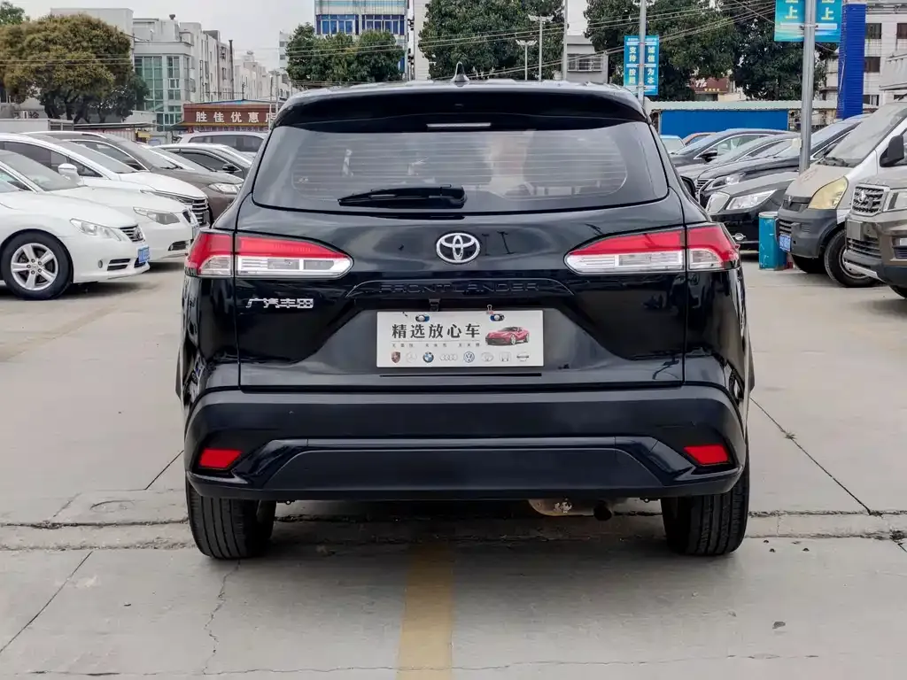 Toyota Frontlander 2023 из CN, фото 3