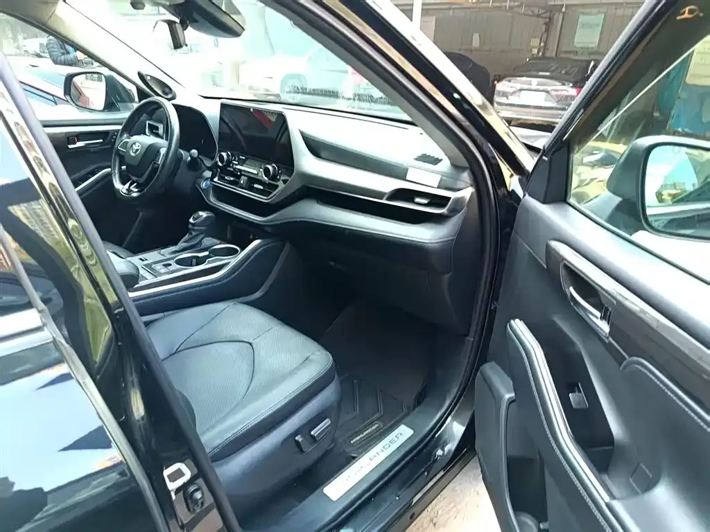Toyota Highlander 2021 из CN, фото 5