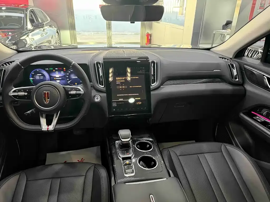 Hongqi HS3 PHEV 2025 из CN, фото 3