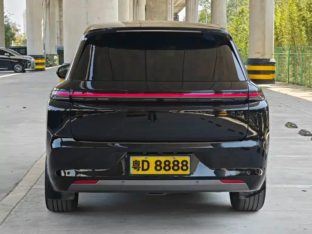 Li Auto L8 2024 из CN, фото 2