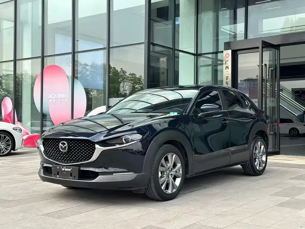 Mazda CX-30 — фото 1