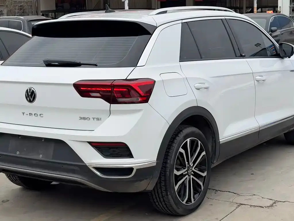 Volkswagen T-Roc 2022 из CN, фото 7