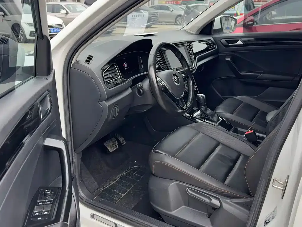 Volkswagen T-Roc 2022 из CN, фото 6