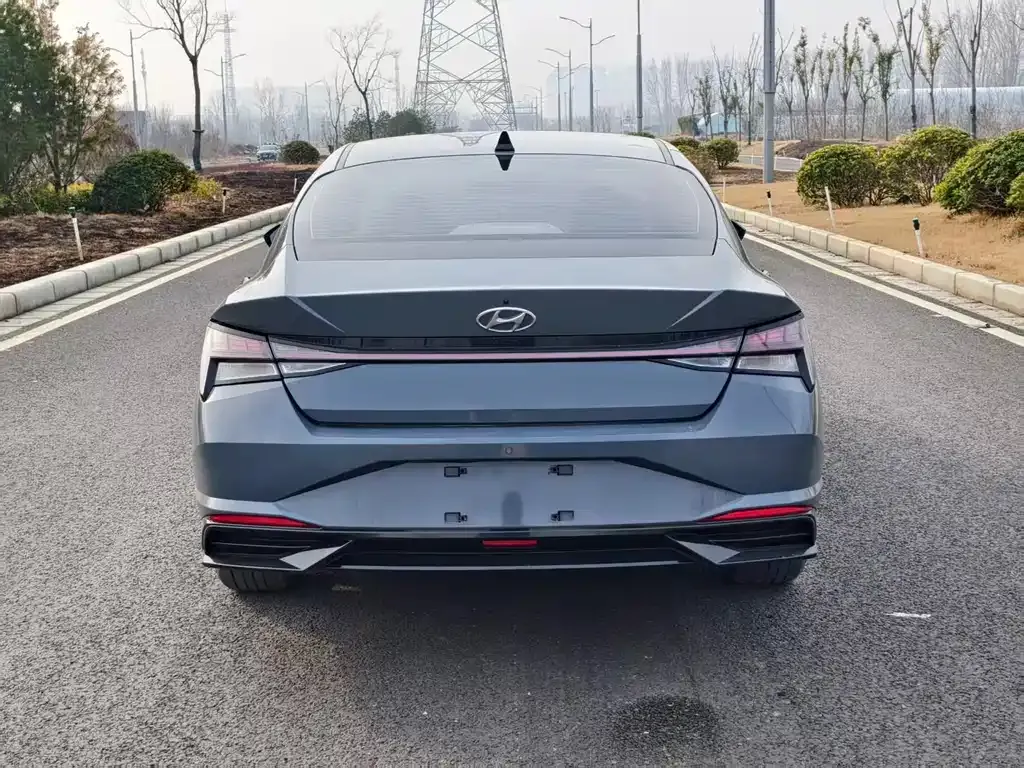 Hyundai Elantra 2022 из CN, фото 8
