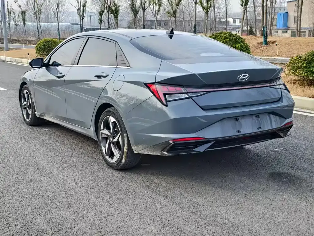 Hyundai Elantra 2022 из CN, фото 10