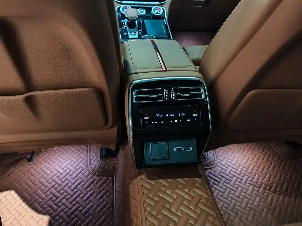 Hongqi H9 2022 из CN, фото 6