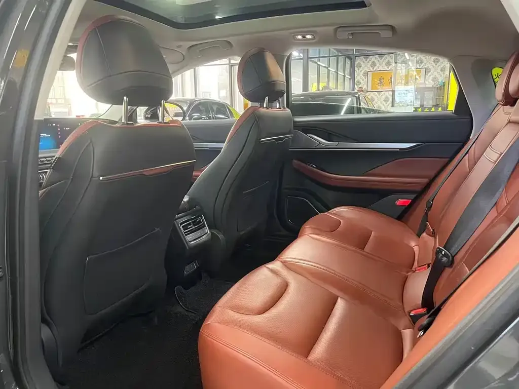 Lincoln Z 2022 из CN, фото 5