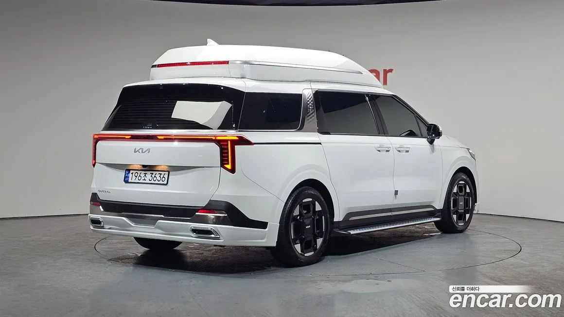 Kia Carnival — фото 10