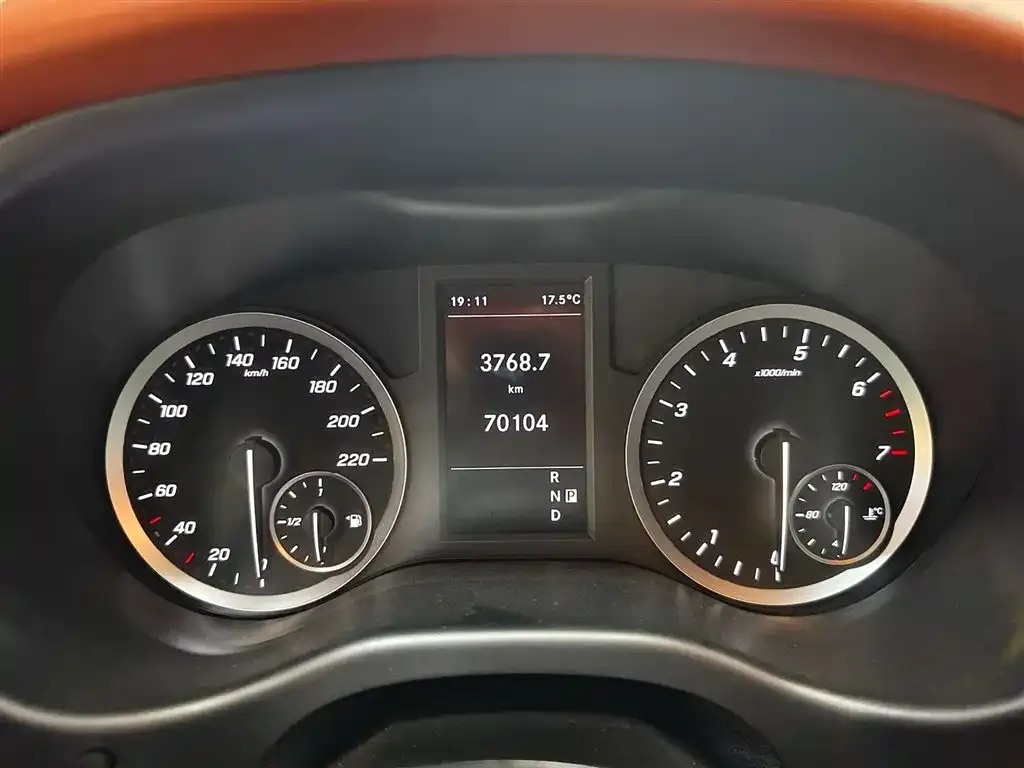 Mercedes-Benz Vito 2023 из CN, фото 9