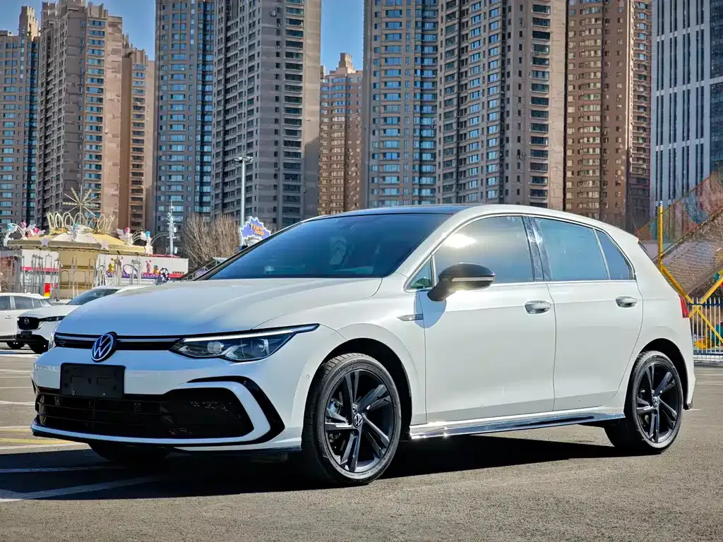 Volkswagen Golf 2022 из CN, фото 4