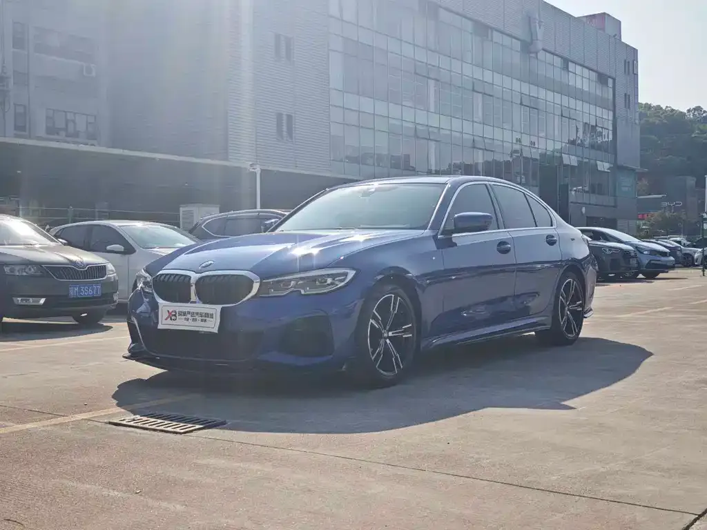 BMW 3 Series — фото 1