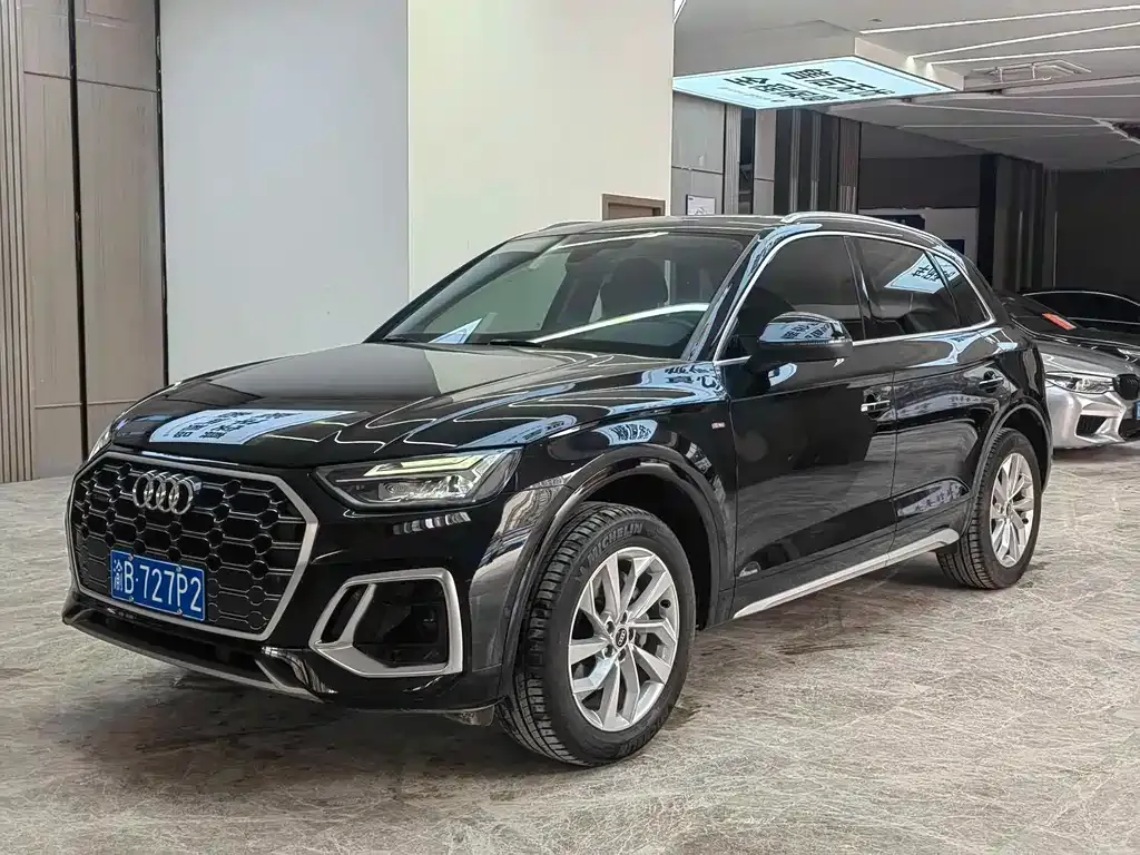 Audi Q5L 2022 из CN, фото 1